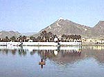 Fateh Sagar Lake, Jagdish Temple, Saheliyon Ki Badi, Gangor Ghat, pratap Smark